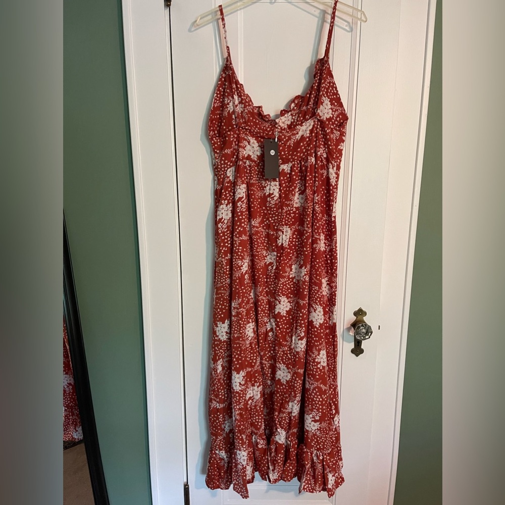 NWT Floral Dress, size M - Picture 4 of 13